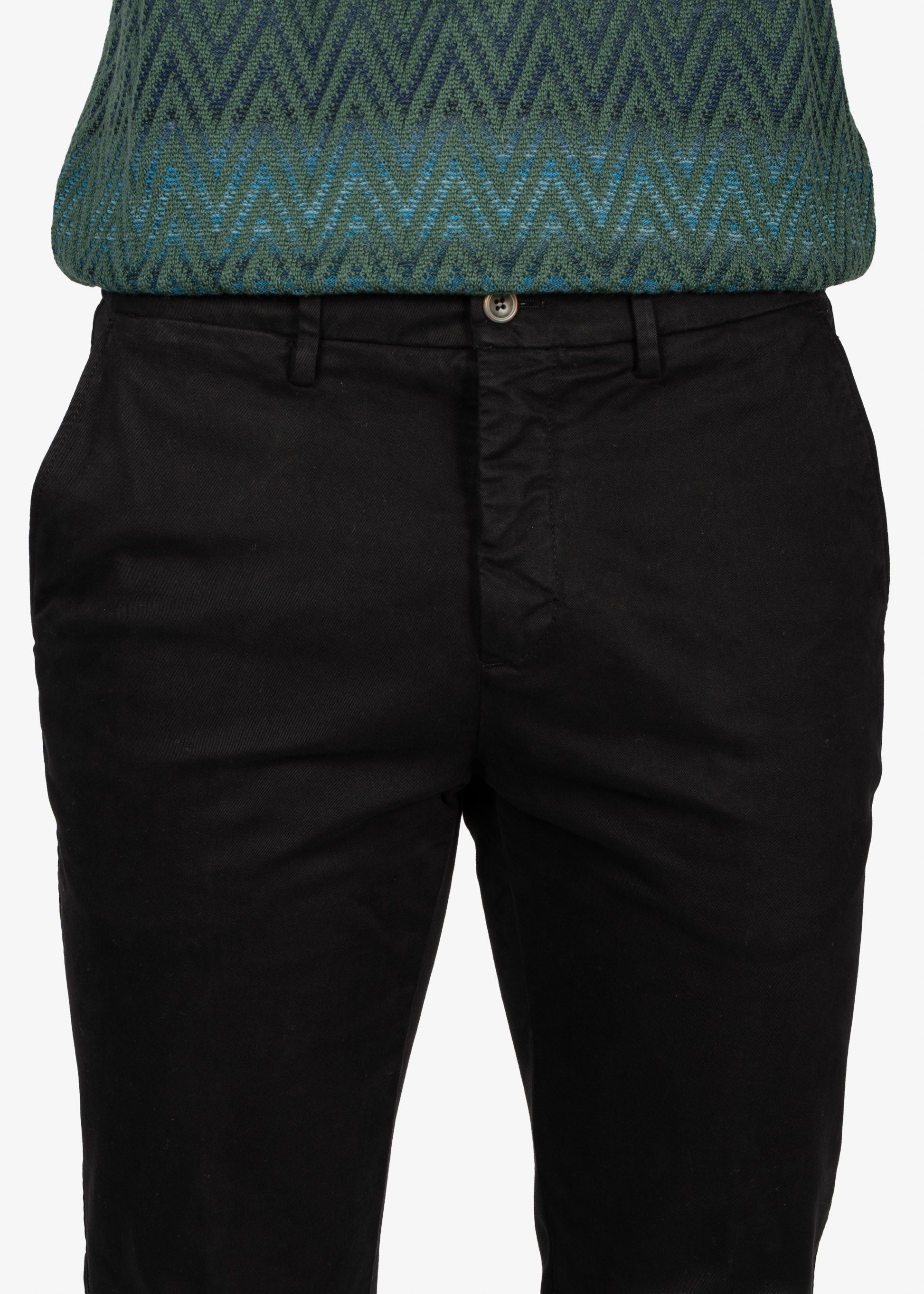 Pantalón Fit Chino Negro H&B