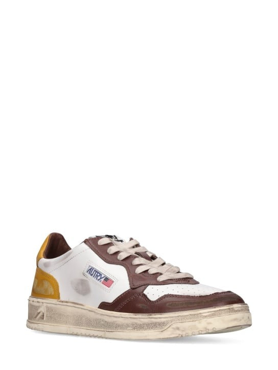 Tenis Medalist Super Vintage Café A.